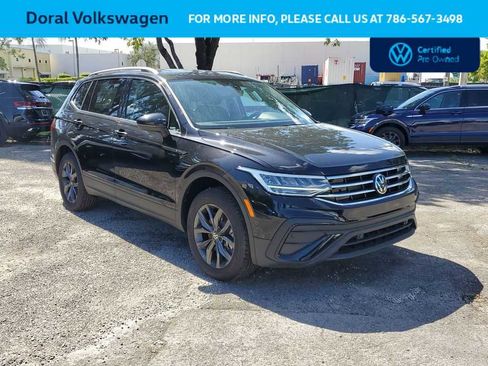Certified 2023 Volkswagen Tiguan SE image 11