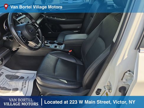 Used 2018 Subaru Legacy 3.6R Limited AWD/4WD image 9