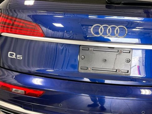 Used 2023 Audi Q5 2.0T Premium w/ Convenience Package AWD/4WD image 29