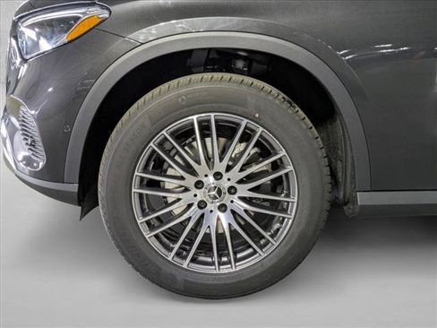 Certified 2026 Mercedes-Benz GLC 300 image 22