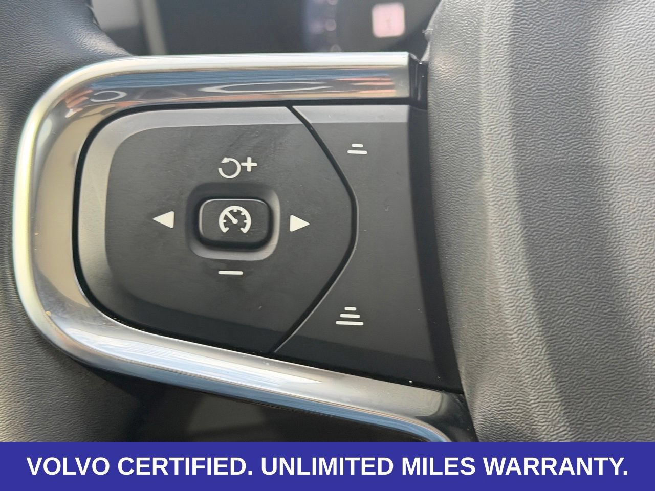 Certified 2026 Volvo XC40 B5 Plus AWD/4WD image 15