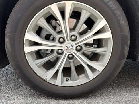 Used 2022 Buick Envision Preferred AWD/4WD image 2
