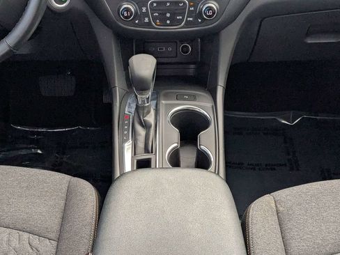 Used 2024 Chevrolet Equinox LT FWD image 19