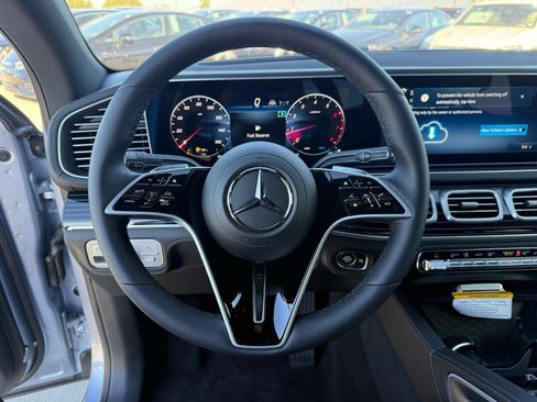 Used 2025 Mercedes-Benz GLE 450 4MATIC Coupe image 20