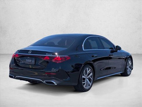 Used 2026 Mercedes-Benz E 350 4MATIC Sedan image 5