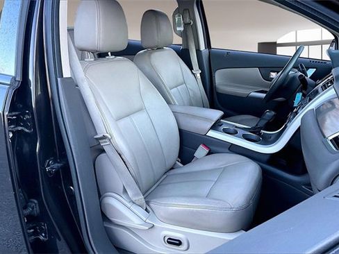 Used 2013 Ford Edge SEL image 25