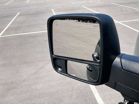 New 2026 RAM 3500 Big Horn AWD/4WD image 26