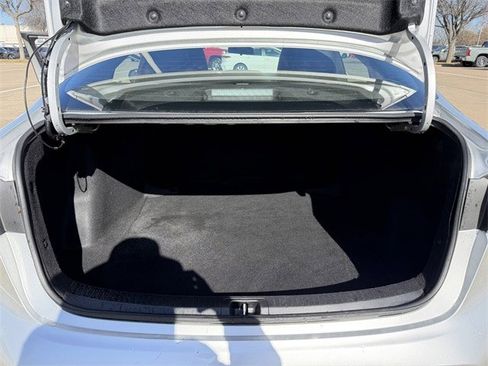 Certified 2025 Toyota Corolla LE image 28