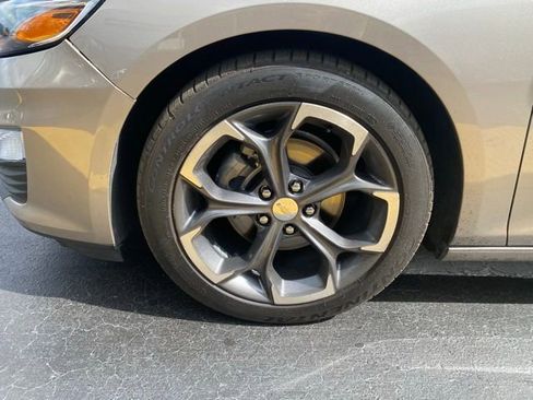 Used 2022 Chevrolet Malibu LT w/ Leather Package image 12