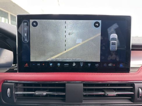 Used 2025 Lincoln Corsair Reserve w/ Jet Appearance Package image 43