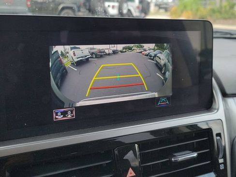 Used 2023 Lexus GX 460 Premium w/ Premium Package AWD/4WD image 17