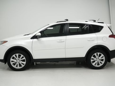 Used 2014 Toyota RAV4 Limited w/ Technology Package AWD/4WD image 7