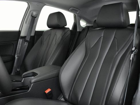 Used 2025 Acura Integra image 9