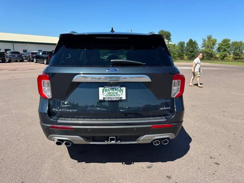 Used 2023 Ford Explorer Platinum w/ Technology Package AWD/4WD image 19