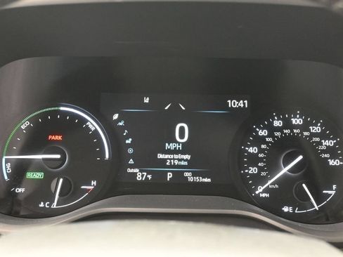 Used 2025 Toyota Sienna XLE w/ XLE Plus Package FWD image 27