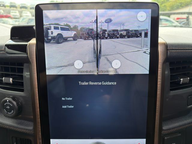 Used 2024 Ford F150 Lightning Lariat AWD/4WD image 31