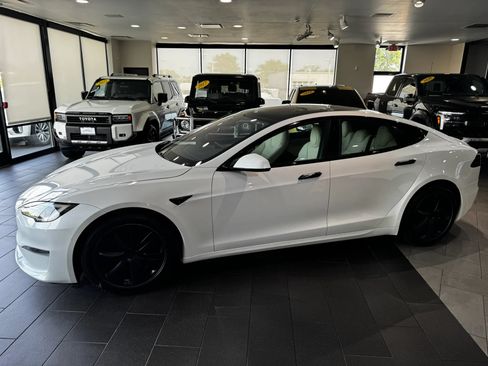 Used 2022 Tesla Model S Standard Range AWD/4WD image 2