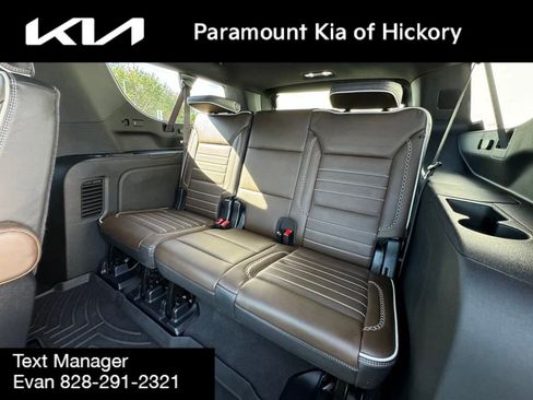 Used 2025 GMC Yukon XL Denali Ultimate image 17