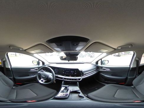 Used 2024 Kia Sportage LX image 42