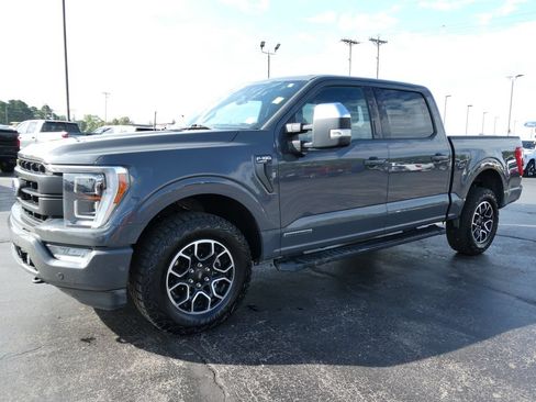 Used 2021 Ford F150 Lariat w/ Equipment Group 502A High AWD/4WD image 9