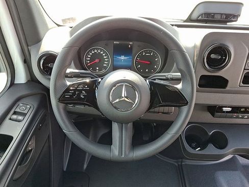 Used 2026 Mercedes-Benz Sprinter 2500 image 17