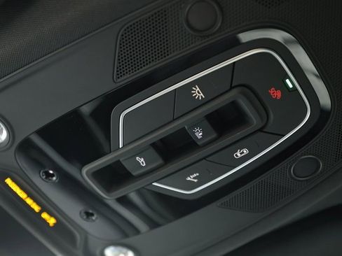 Used 2025 Audi Q7 3.0T Prestige w/ Prestige Package image 40