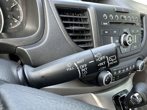Used 2014 Honda CR-V LX image 27