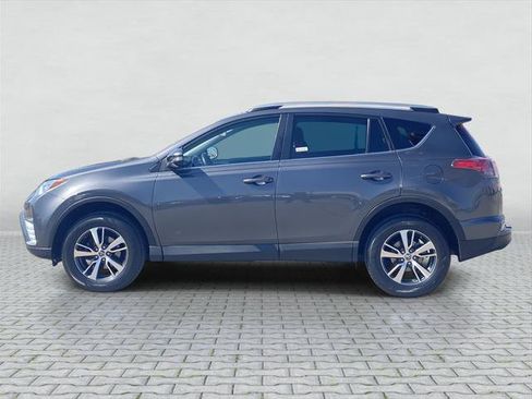 Certified 2018 Toyota RAV4 XLE FWD image 2