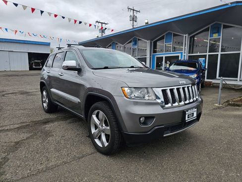 Used 2012 Jeep Grand Cherokee Overland AWD/4WD image 1