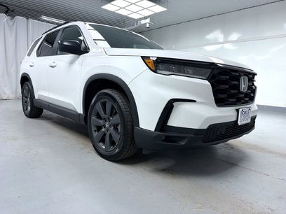 Used 2025 Honda Pilot Sport