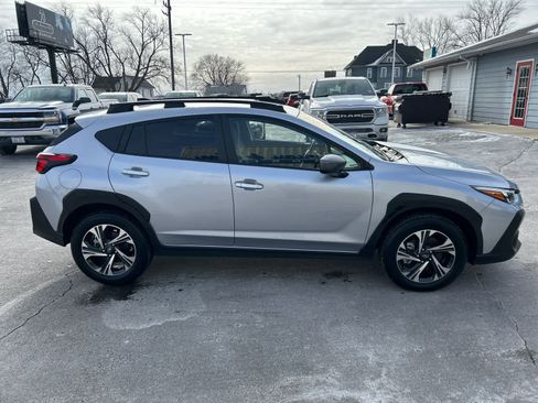 Used 2024 Subaru Crosstrek 2.0i Premium w/ Popular Package #3 image 2
