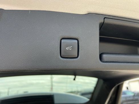 Used 2024 Ford Escape Platinum AWD/4WD image 15
