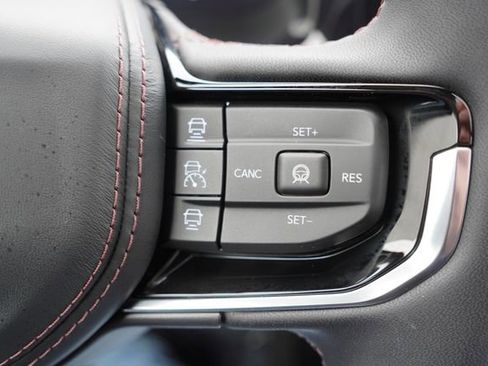 Used 2024 Jeep Wagoneer Launch Edition image 36