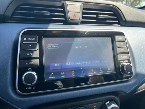 Used 2025 Nissan Versa SV FWD image 20