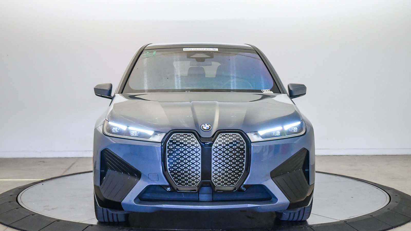 Certified 2024 BMW iX xDrive50 w/ Sport Package AWD/4WD image 7