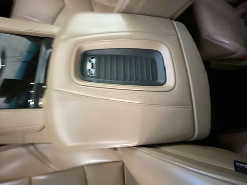 Used 2020 Cadillac Escalade ESV Platinum image 21