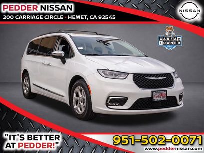 Used 2023 Chrysler Pacifica Limited