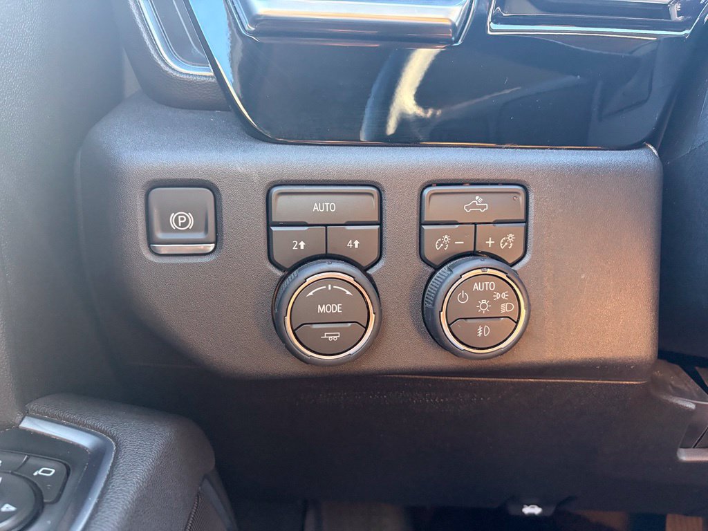Used 2026 Chevrolet Silverado 1500 RST w/ RST Select Package AWD/4WD image 16
