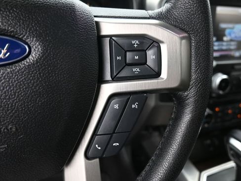 Used 2015 Ford F150 Platinum w/ Trailer Tow Package image 7