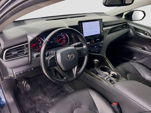 Used 2021 Toyota Camry XSE w/ Carpet Mat Package (TMS) image 9