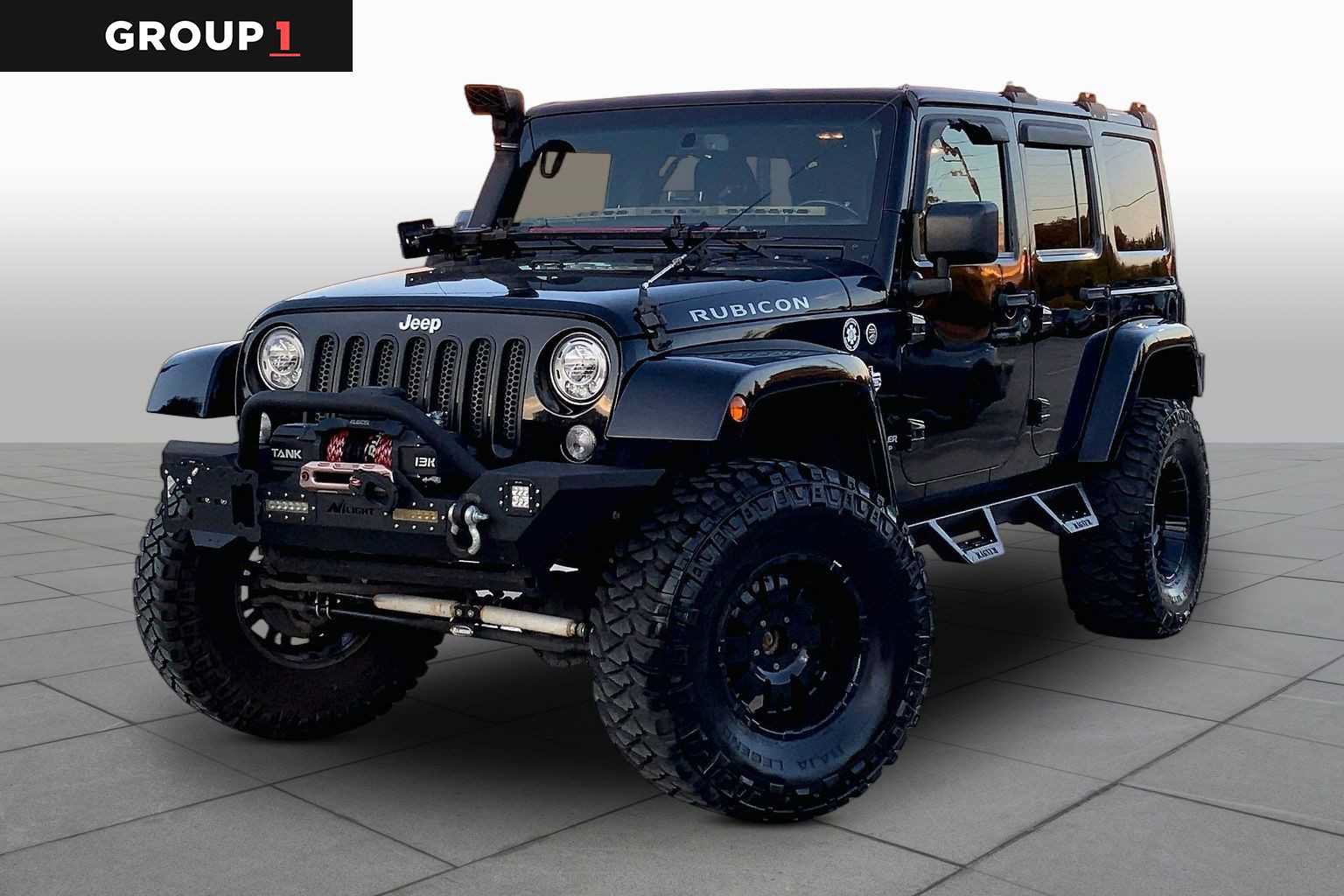 Used 2017 Jeep Wrangler Unlimited Rubicon w/ Connectivity Group AWD/4WD image 1