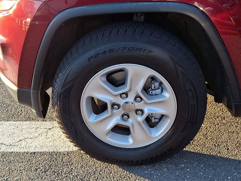 Used 2016 Jeep Grand Cherokee Laredo w/ Quick Order Package 23E image 28