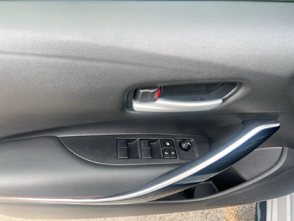 Used 2023 Toyota Corolla XSE FWD image 15