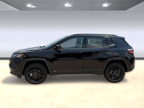 New 2026 Jeep Compass Latitude AWD/4WD image 2
