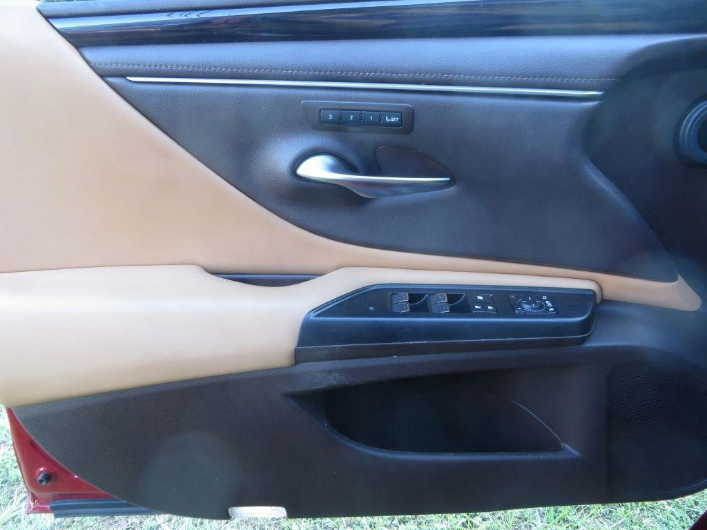 Used 2021 Lexus ES 350 w/ Premium Package FWD image 24