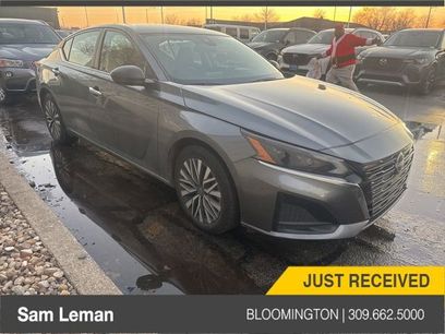 Used 2024 Nissan Altima 2.5 SV