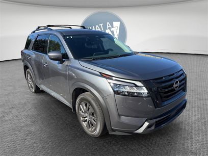 Used 2022 Nissan Pathfinder SV w/ SV Black Package