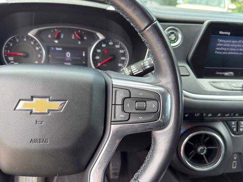 Used 2019 Chevrolet Blazer LT FWD image 23