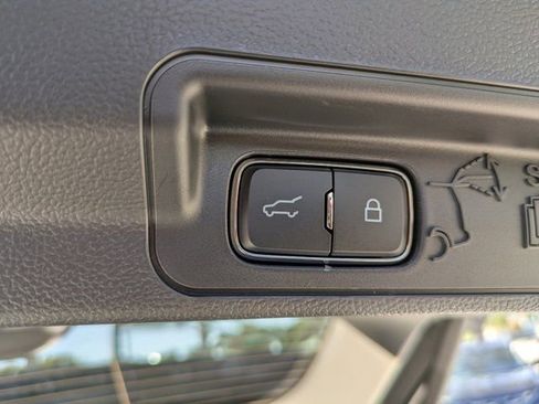 New 2026 Ford Explorer Active image 18