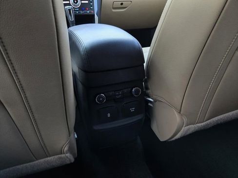 Used 2016 Ford Explorer Limited w/ Equipment Group 301A image 18